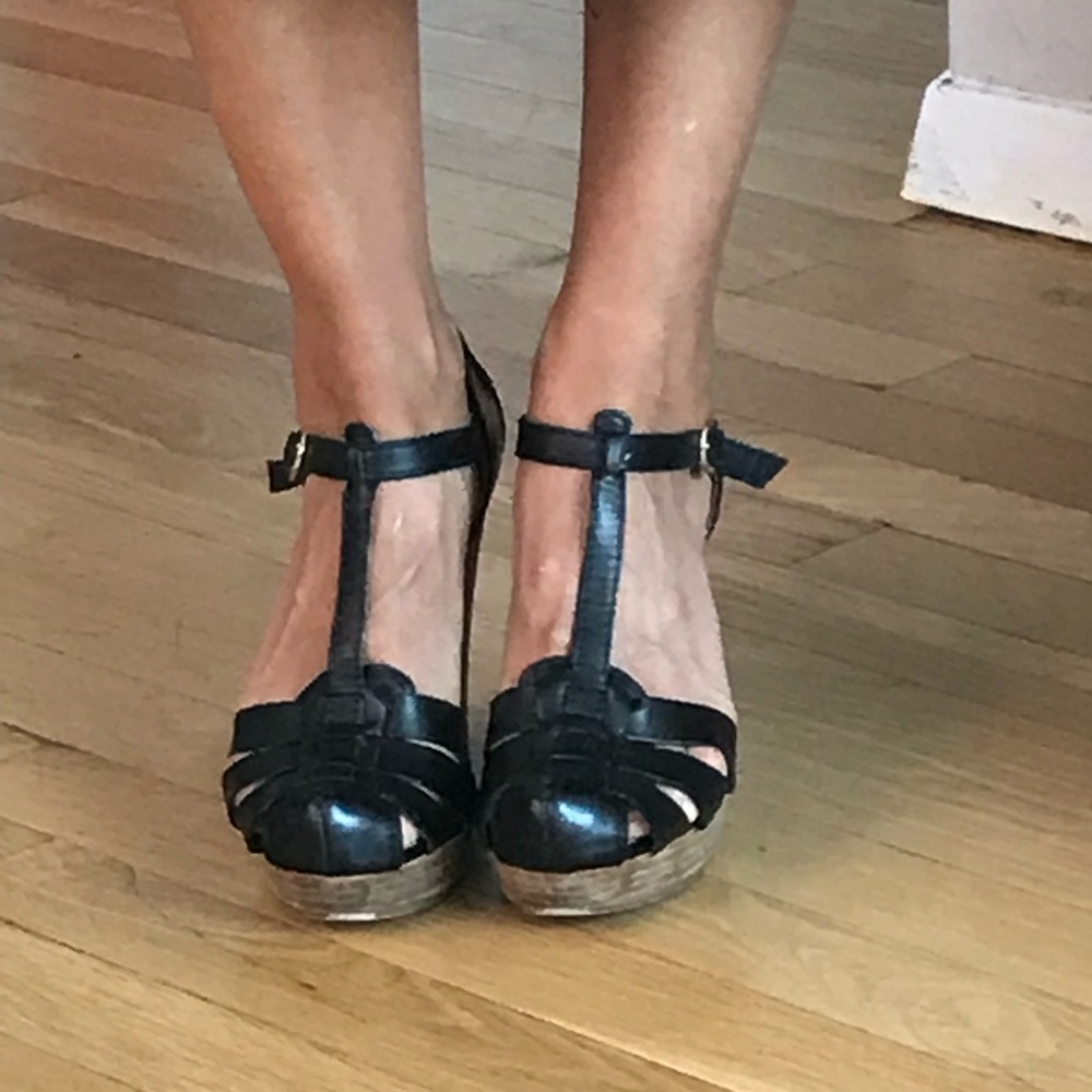 Seychelles wedges